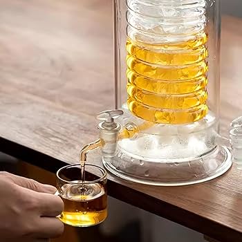 アイスコーヒー 暑くなってきましたね。 暑い日にぴったりな爽やかなドリンク